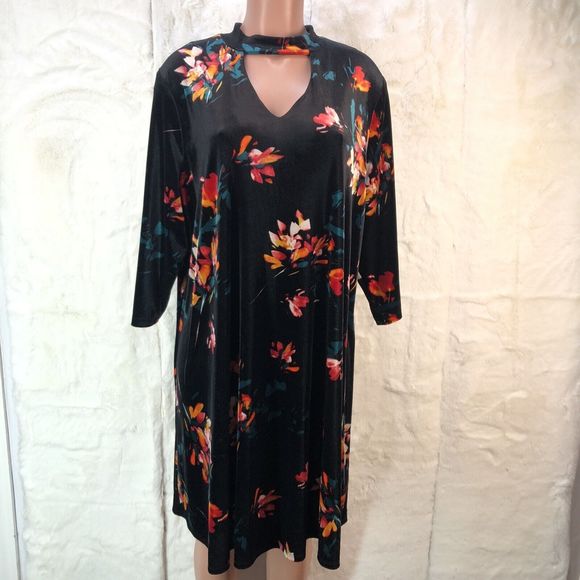 NEW -VELVET WOMEN DRESS Boutique+ Floral Velvet Choker Flare Hem - Picture 3 of 11